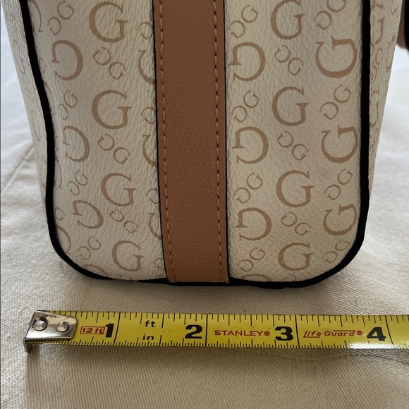 GUESS Cream and Tan Logo Satchel with Removable Strap - Picture 3 of 10